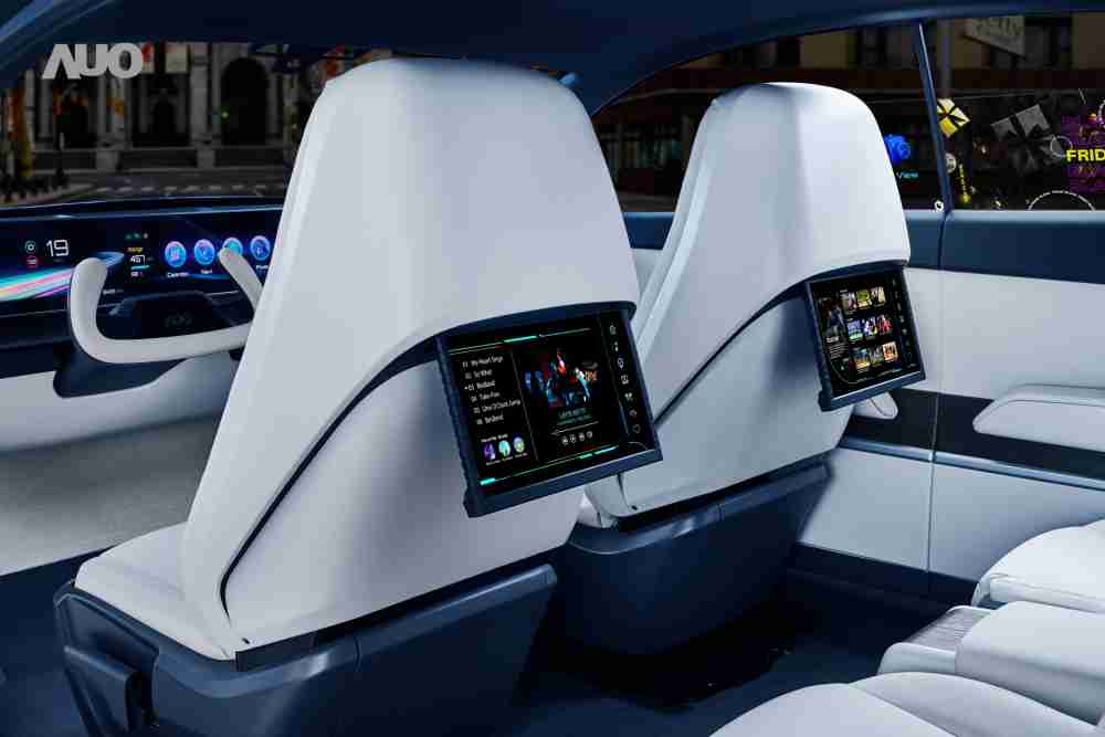 尊时凯龙将于CES 展示全新Smart Cockpit 2024，，，可紧密串连使用者多元需求，，并革新座舱内部的应用和设计，，，，带来身历其境且引人入胜的视觉飨宴，，，满足驾乘人员的全方位体验